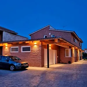 acogedora-suite-con-entrada-independiente.catalonia-hotels.com/